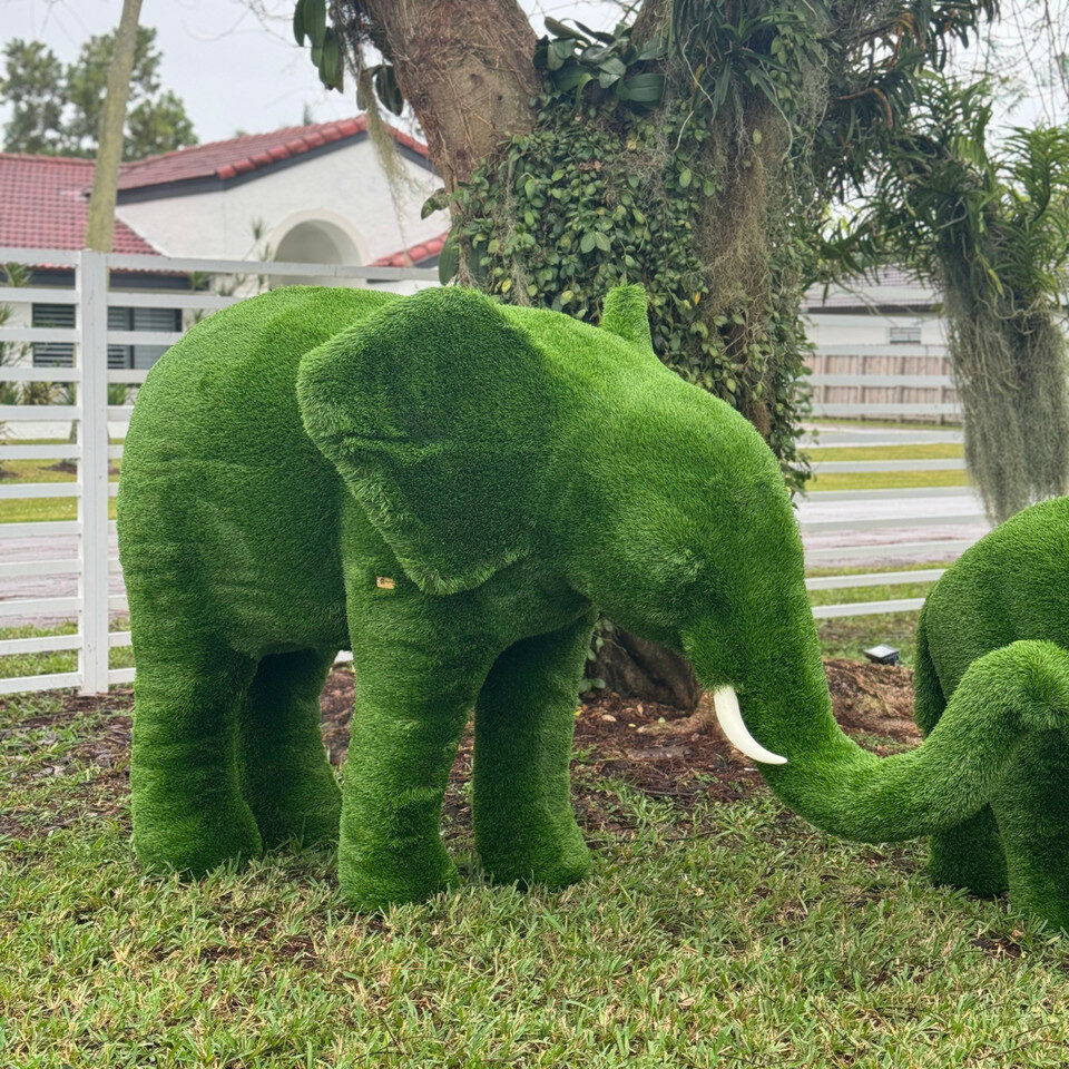 Mittelgroße Elefanten-Topiary